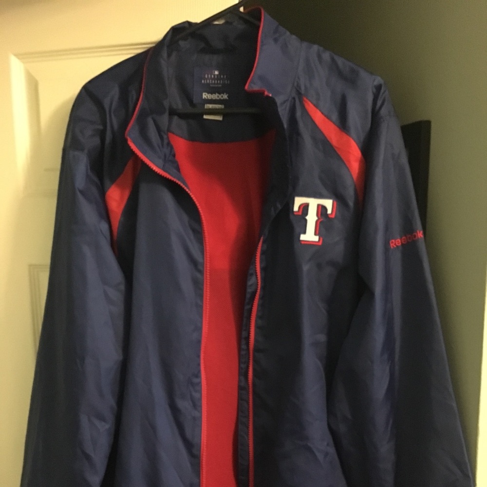 Reebok Texas Rangers Team wind breaker